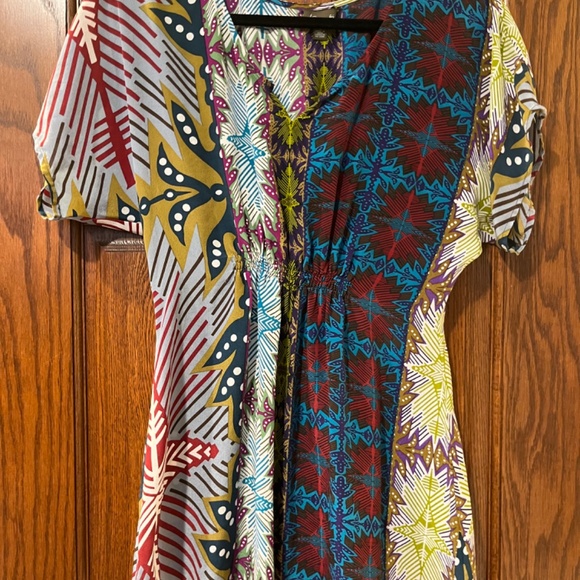 Silk tunic blouse Fei brand, size small - Picture 1 of 3